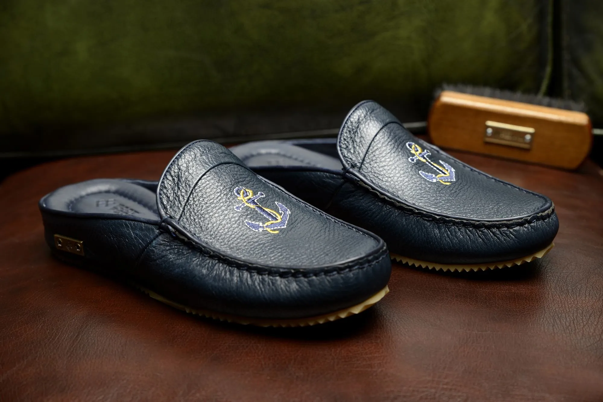 FOOT FEDERATION MARINE MOC-TOE MEN'S LEATHER SLIPPER NAVY BLUE