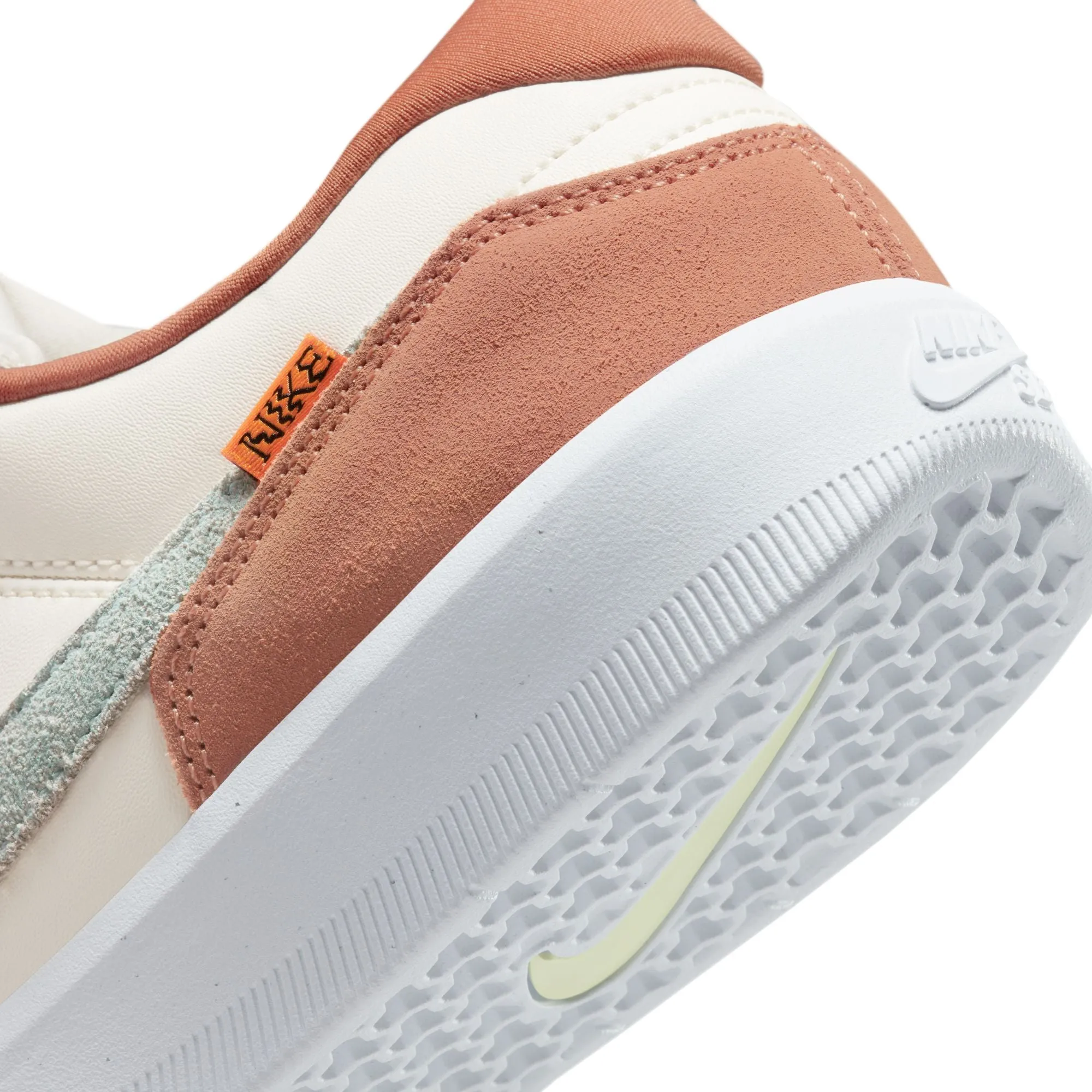 Nike SB Force 58 Skateboard Shoe - Pale Ivory/Jade Ice-White-Hemp