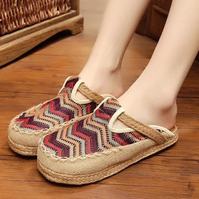 Women's woven vintage ethnic embroidery closed toe slip on sandals