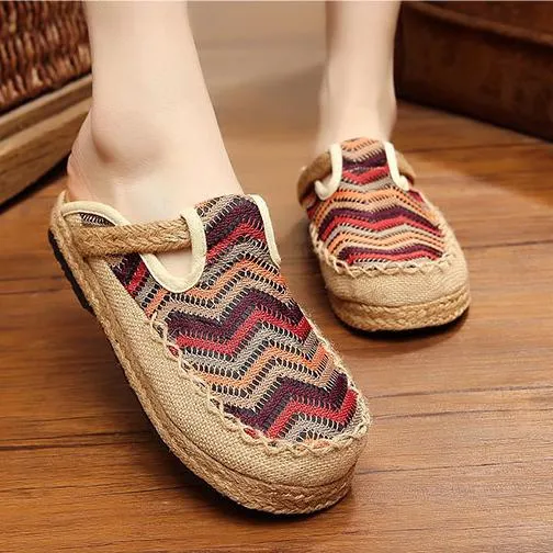 Women's woven vintage ethnic embroidery closed toe slip on sandals
